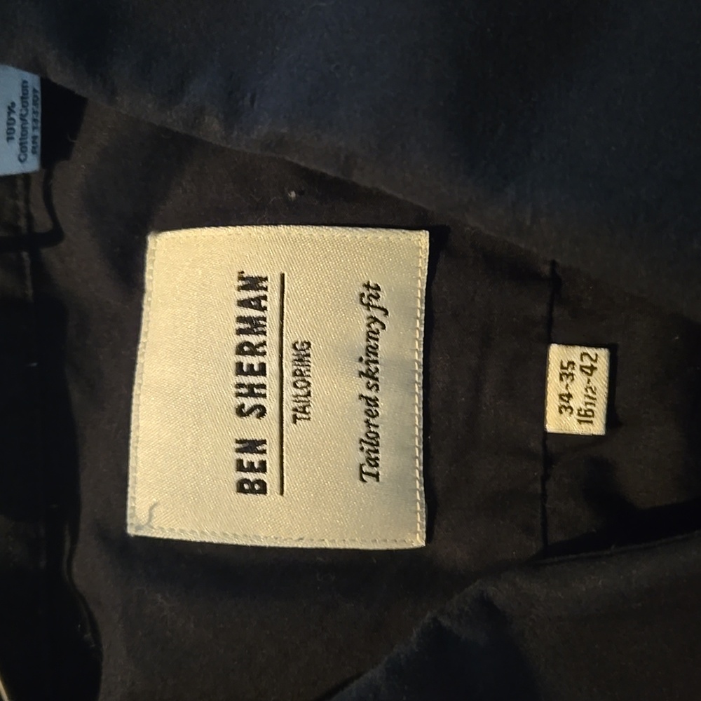 Buttondown - Picture 4 of 4